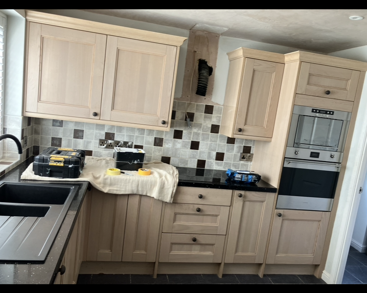 Timber kitchen before spray (slider)